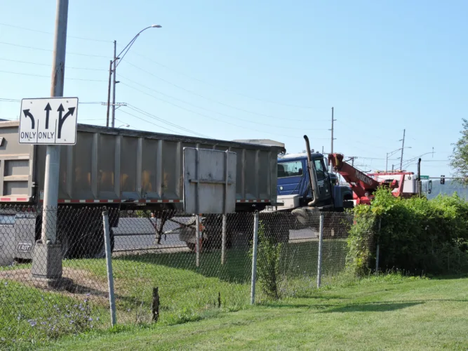 Overturned cargo